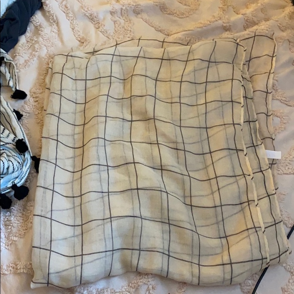 Sheet scarf